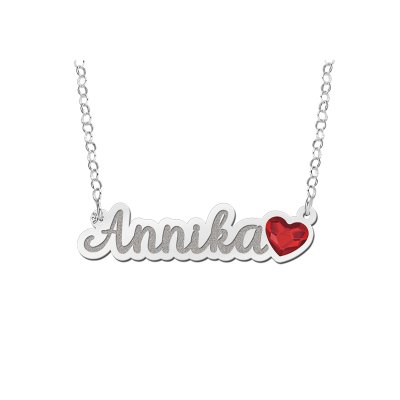 Zilveren naamketting met hartjes steen model Annika 